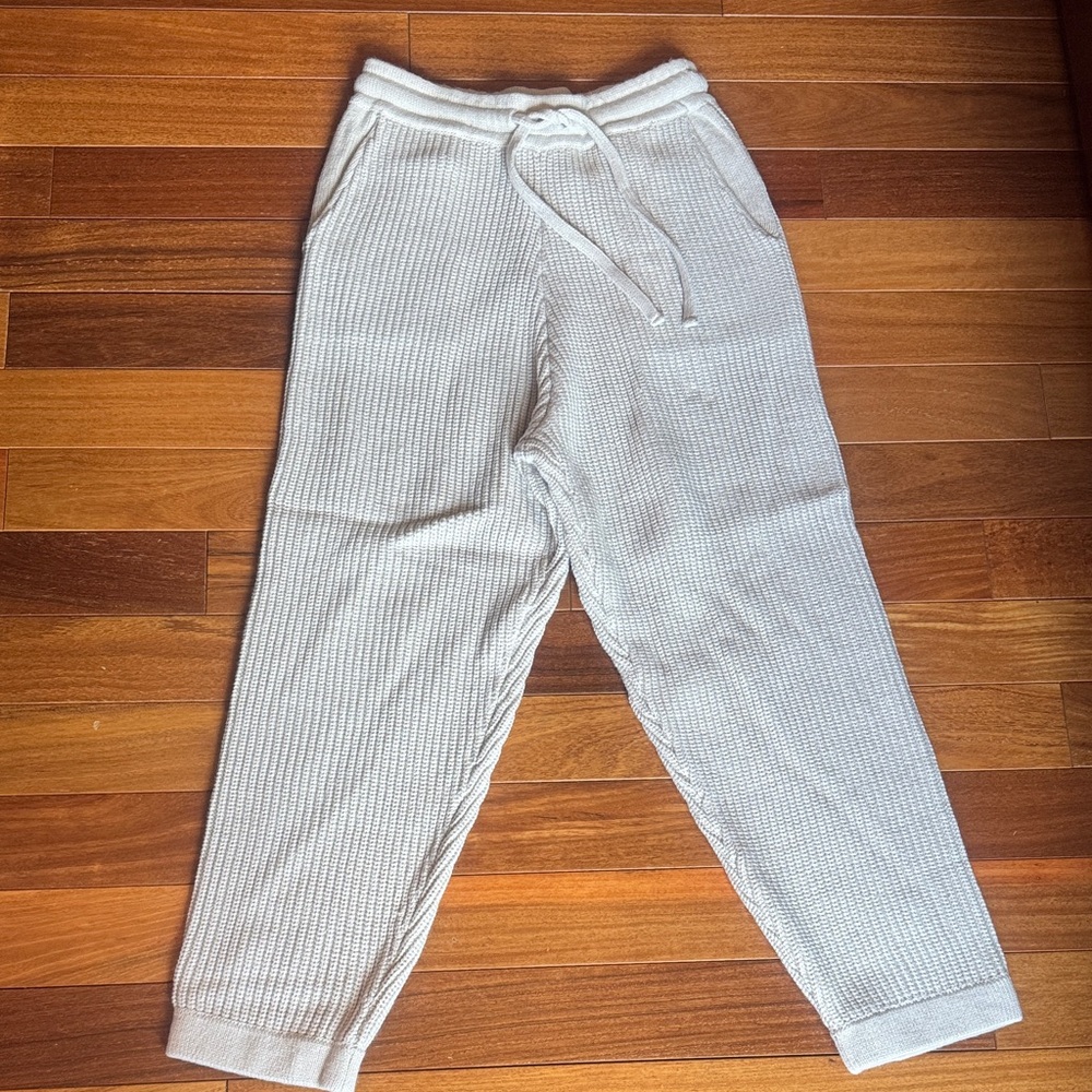 Cozy Gray Women’s Size Small Joggers (NWT) - Picture 2 of 5